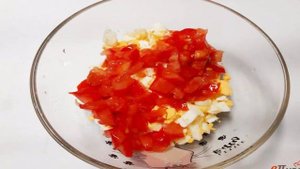 Горячие бутерброды мини пицца с сосисками и моцареллой