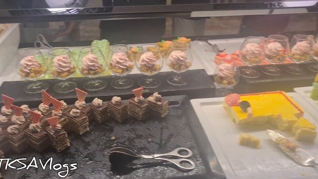 We met @crazypair at Riu, Sri Lanka 2023 Part 2 #srilanka #riuhotels #colombo смотреть онлайн