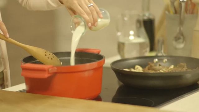 Baked Philly Cheese Steak Potato Kebbeh  وصفات ماجي: كبّة البطاطا المطبوخة مع ستيك فيلاديلفيا بالجب смотреть онлайн