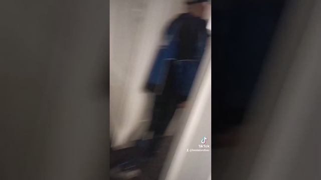 монтаж и установка окон и дверей в Германии смотреть онлайн