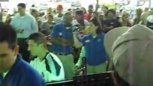 Angel City Brigade / Omar Gonzalez смотреть онлайн