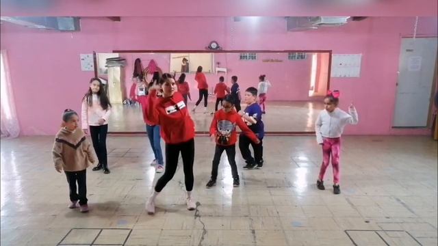 Zumba Kids | Nobody Like U - 4*TOWN | смотреть онлайн
