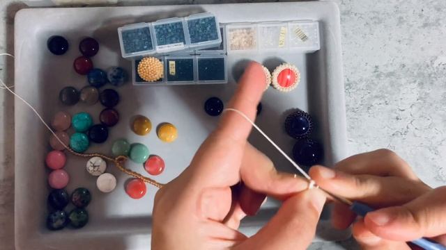 【作業動画】ビーズクロッシェでアクセサリーを作っていきます