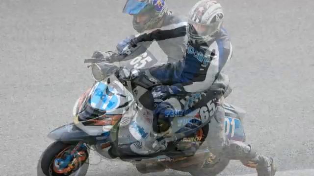 Cadwell Scooter Race смотреть онлайн