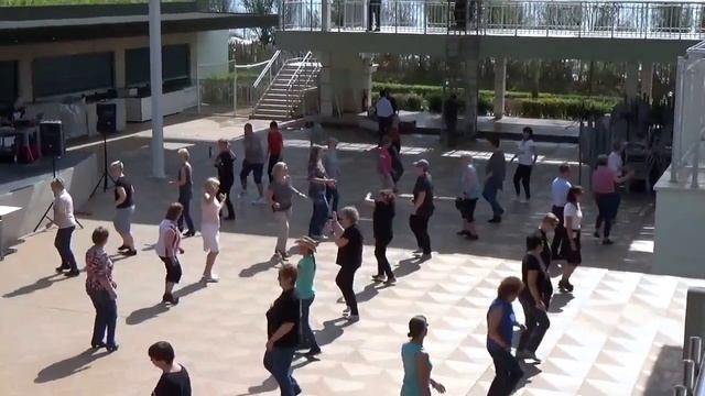 10 Outta 10 choreographed by Silvia Schill, Line Dance (Ten Out Of Ten by Patrick Feeney) 2/2020 смотреть онлайн