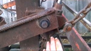 Самодельный погрузчик, сбрасыватель.