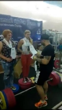 Открытый кубок Киева по пауэрлифтингу. Абсолютная чемпионка среди женщин (становая тяга)