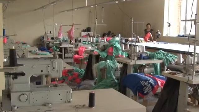 В Одесі припинено діяльність підпільного швейного цеху смотреть онлайн