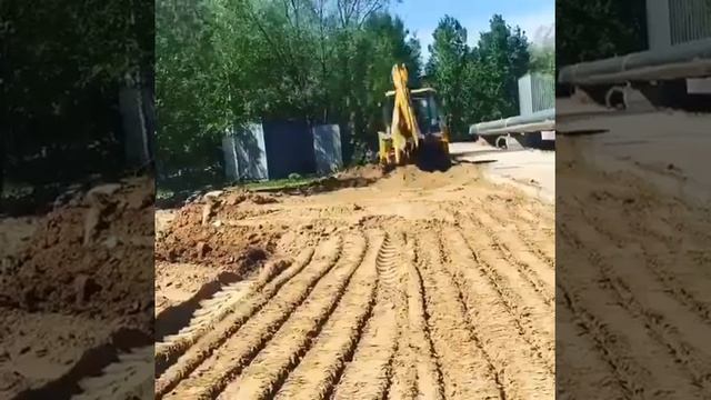 Работа экскаватора-погрузчика JCB 3CX Super в Москве. смотреть онлайн