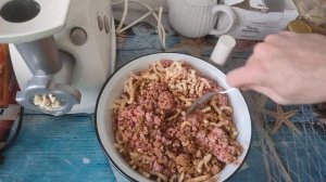 Как сделать котлеты из колбасы