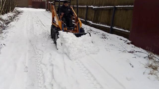Мини Погрузчик. Своими руками - первый мокрый снег. смотреть онлайн
