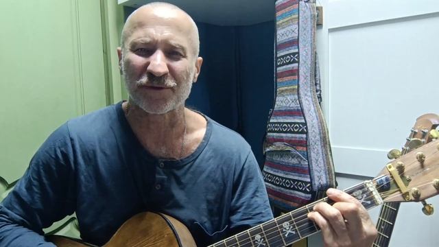 песня Михаила Ножкина на советско -болгарской гитаре из фанеры "Орфей"