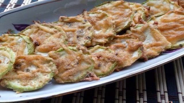 Запечённые кабачки с сырной корочкой
