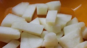 Фруктовый салат с йогуртом