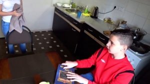 Проверка няни школьник грубит, кого няня накажет первым, что она себе позволяет? shorts #shorts