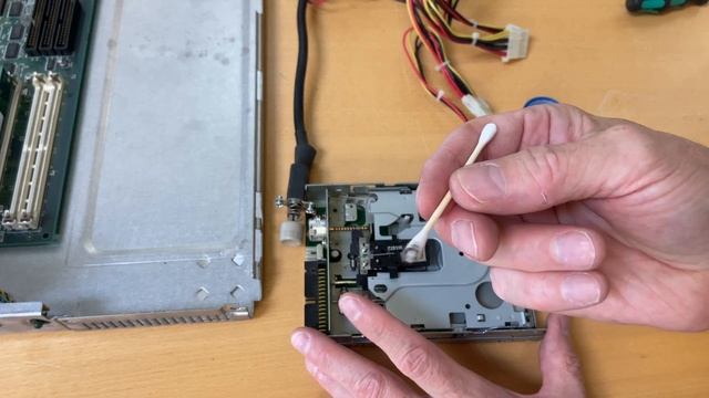 Olivetti M24 P133 Pentium - Episode 1 - Is this a CopyCat computer?