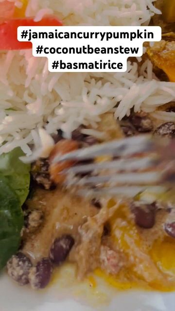 #quickdinner #islandvibe #currylovers  #currypumpkin #coconutbean #basmaticrice #thejamericanfamily