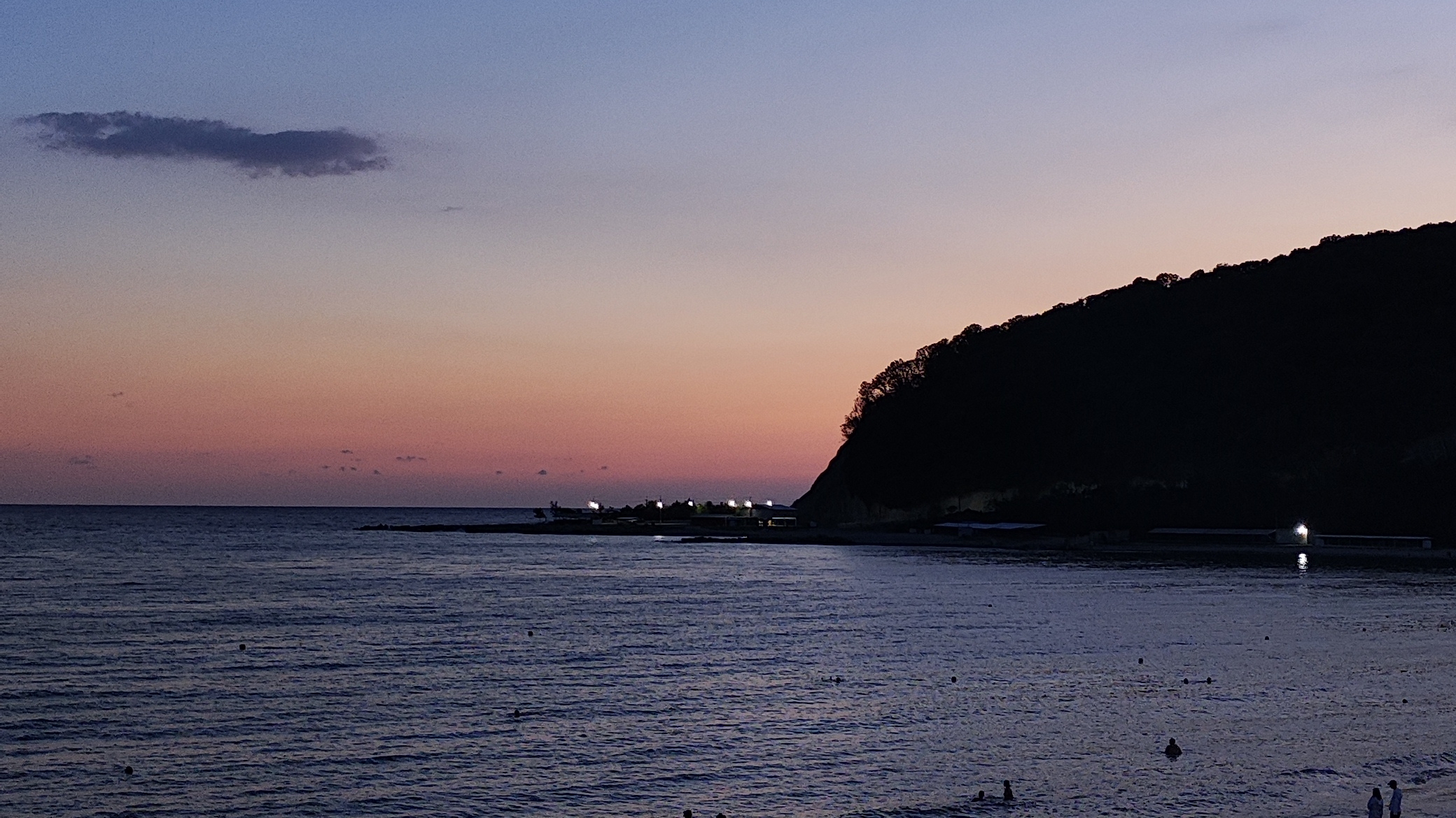 Джубга Чёрное море. Посмотрите кто хочет съездить и отдохнуть летом