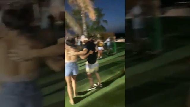 FIESTA EN LAS PLAYAS DE ZARAGOZA / ZARAGOZANDO A LO CUBANO смотреть онлайн
