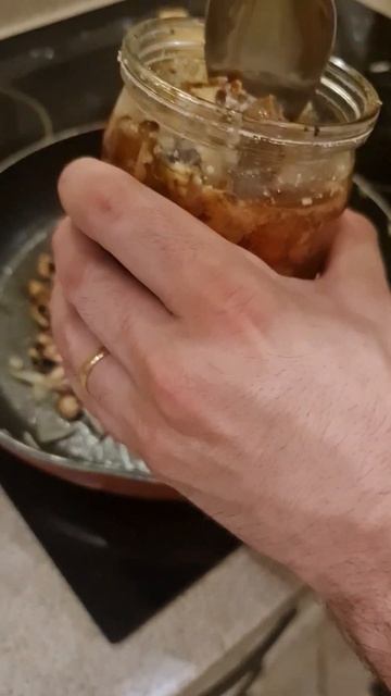 #InsideRussia traditional Russian food #moose #tasty #hunting #гречка #тушенка #русскаякухня #охота смотреть онлайн