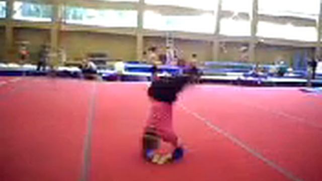 b-girl Rocky from Fantastic MIX - Elbow air-twist trainning смотреть онлайн