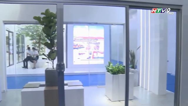 Hover Doors HTV 9 News смотреть онлайн