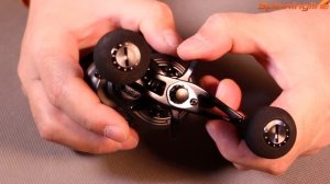 Мультипликаторная катушка Abu Garcia Revo4 Beast