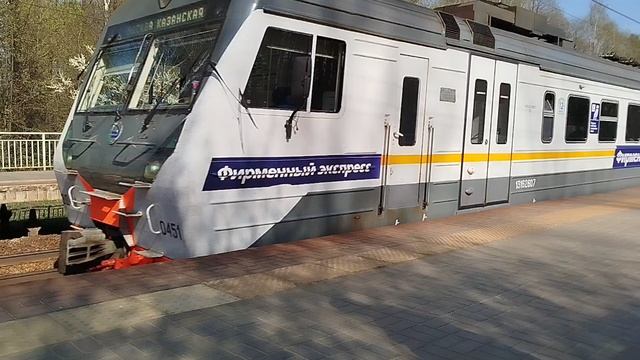 ЭД4М-0451 "Фирменный экспресс" смотреть онлайн