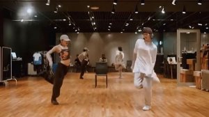 LISA BLACKPINK dance cover - CITY GIRLS dance practice ( Lili’s Film #4 )  2021