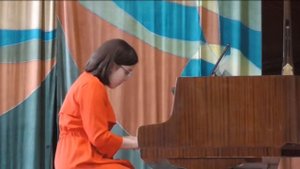 Ружникова Екатерина: В. Коровицын. Уличный фокусник