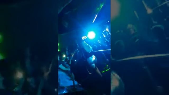 Melissa naschenweng live смотреть онлайн