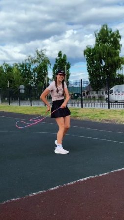 Slow mo. Смотрю в камеру, а не на скакалку  #скакалка #jumprope #skipping #трюкисоскакалкой #тренд