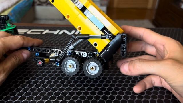 Lego technic 42136 John Deere tractor mod review смотреть онлайн