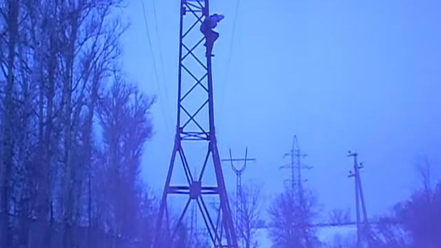 прыжки с высоты.wmv смотреть онлайн