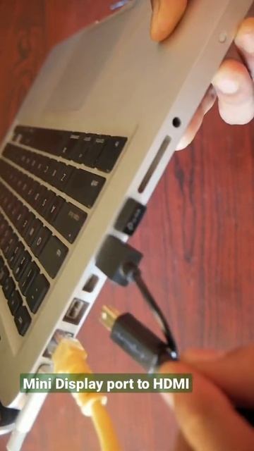 How to connect Mac to TV using miniDisplay/Thunderbolt port to HDMI #shorts смотреть онлайн