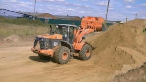 Изучаем цвета и строительный транспорт  Развивающее видео про машинки для детей