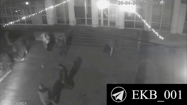 Стрельба около бара произошла в Каменске-Уральском. Есть пострадавшие.