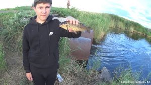 А мы думали, что там нет рыбы. Рыбалка на паук подъёмник.