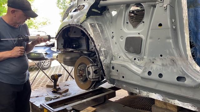 Audi A5 Замена заднего крыла смотреть онлайн