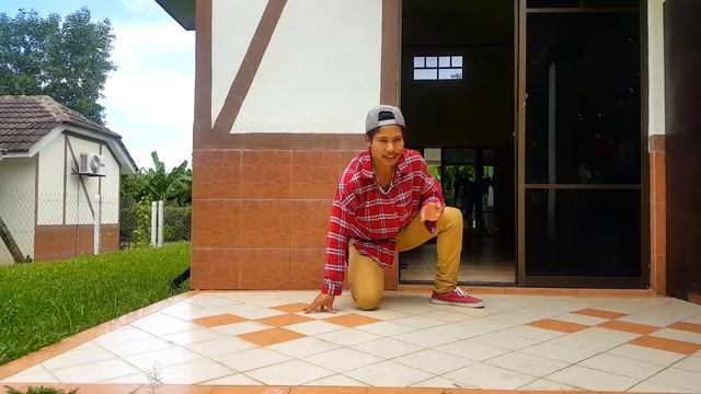 How To Do Footwork  - Six Step to Knee Drop -  Footwork combination -  Breakdance
