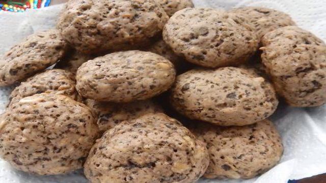 Овсяное печенье с шоколадом и семечками