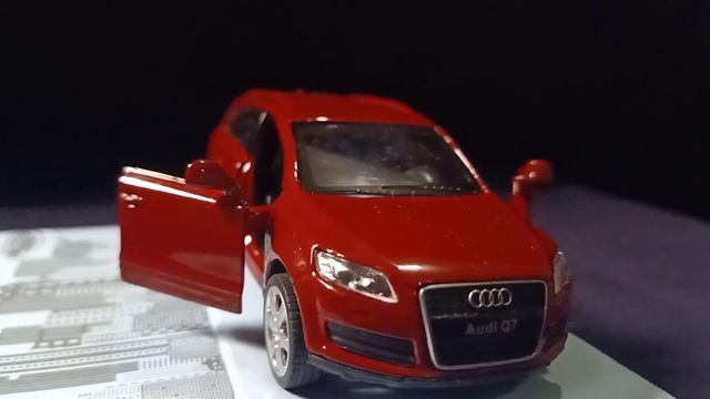 DIECAST UNBOXIN MINI MOBIL AUDI Q7 RED ll KOLEKSI MAINAN MOBIL MINI
