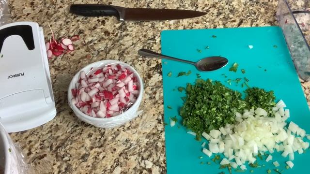 Cinco de Mayo in Quarantine! Mexican Food at home!!! Elote, Authentic Tacos & Salsa смотреть онлайн