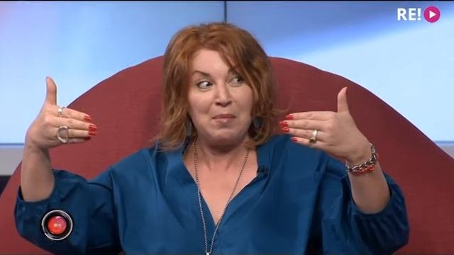 В студии режиссёр Мария Де Валюкофф
