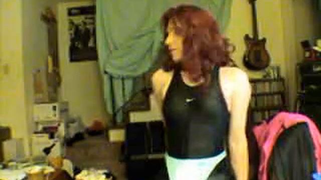 CROSSDRESSER kellikonner's webcam recorded Video - October 31, 2009, 07:15 AM смотреть онлайн