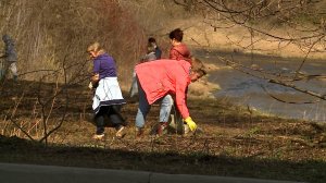 (Рыбинск-40) СОТРУДНИКИ АДМИНИСТРАЦИИ ВЫШЛИ НА СУББОТНИК