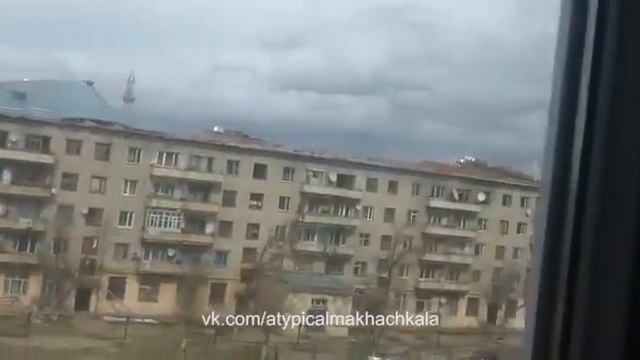 Нетипичная Махачкала Сильный ветер в Махачкале