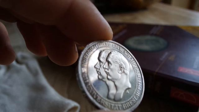 Atemberaubende Regenbogenpatina auf 3 Mark 1911 Universität Breslau in PP смотреть онлайн