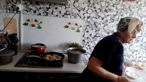 что делаю сегодня 🤔копчю лещика и тд и тп🤷
