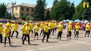 Майданс в Торезе - 4 школа